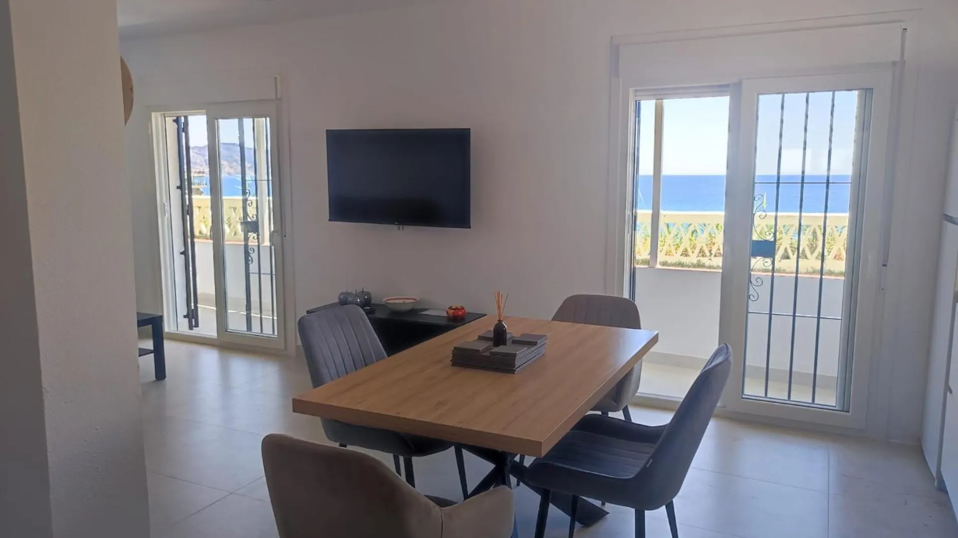 Acapulco Playa 7 Menyber Apartment Nerja 0*,  Spain